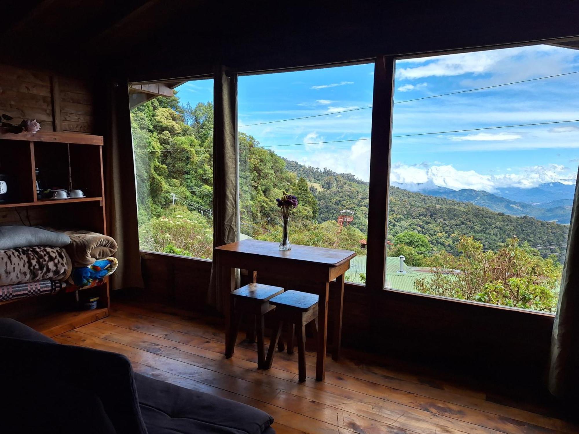 Mirador De Quetzales Lodge
